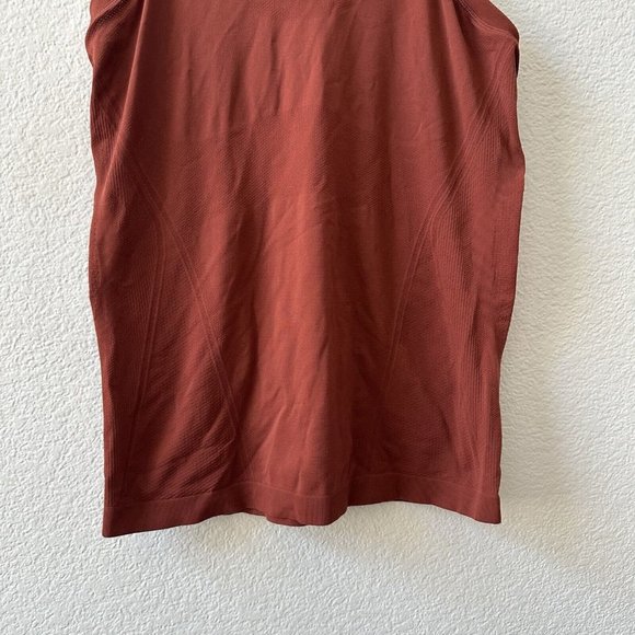 Athleta Momentum Tank Top Size Medium Rust Red Brown - Picture 4 of 7